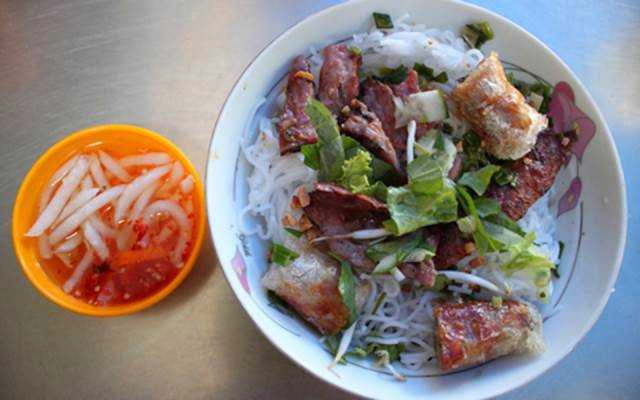 Quán Ăn Cô Bốn - Bún Thịt Nướng