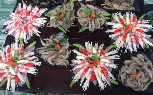 Quán Ăn Cô Chuyển - Nướng & Lẩu Không Khói