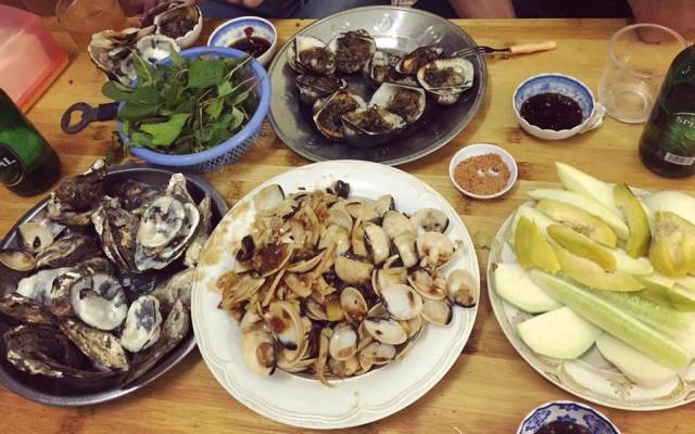 Quán Ăn Cô Nhàn Béo - Bia Hơi & Hải Sản Các Loại