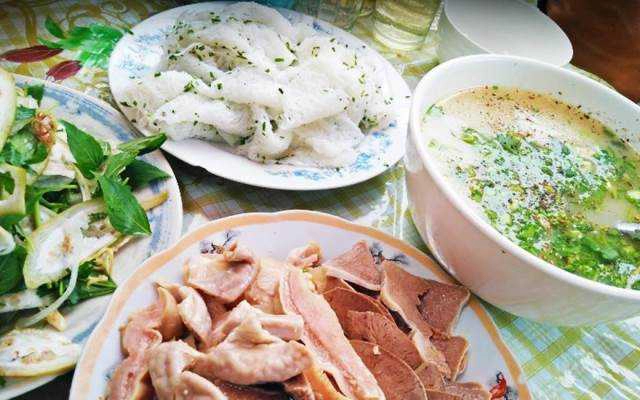 Quán Ăn Cô Soạn - Cháo Lòng & Bánh Hỏi