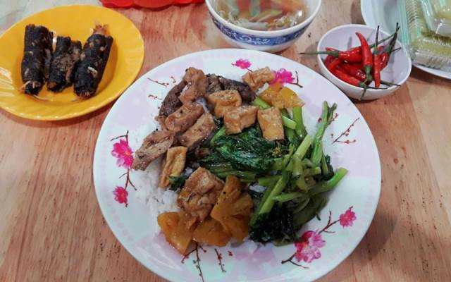 Quán Ăn Cơm Chay Từ Thuyền