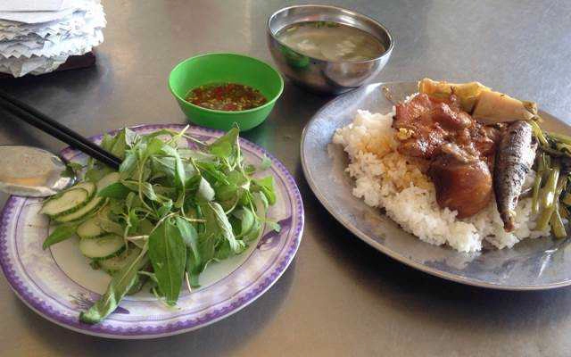 Quán Ăn Cơm Cô Huệ