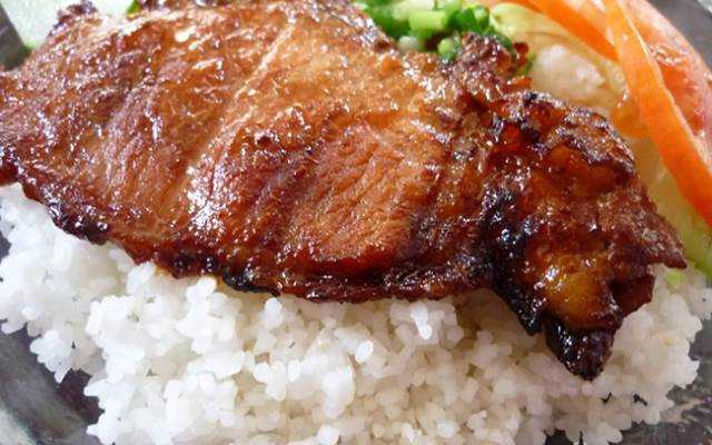 Quán Ăn Cơm Đông Mỹ - Trần Quốc Tuấn