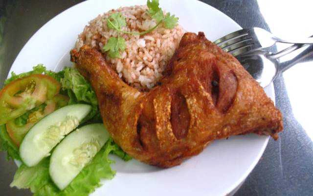 Quán Ăn Cơm Gà Quảng Ngãi
