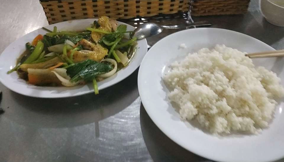Quán Ăn Cơm Hoàng Sơn - Trưng Nhị