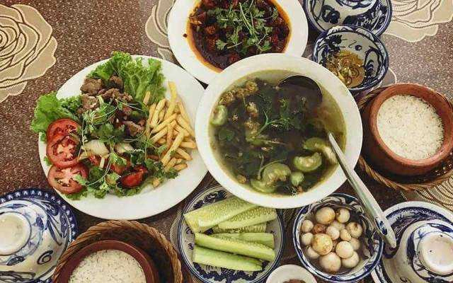 Quán Ăn Cơm Niêu Hiền Nhung