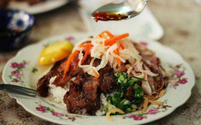 Quán Ăn Cơm Tấm Bà Tám - Nguyễn Huệ