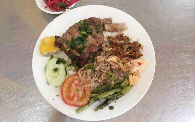 Quán Ăn Cơm Tấm & Bún Thịt Nướng