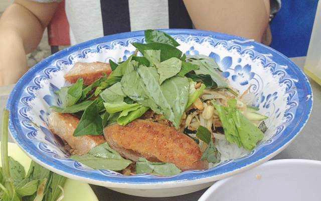 Quán Ăn Cơm Tấm & Bún Thịt Xào