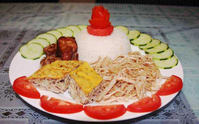 Quán Ăn Cơm Tấm Cây Sung