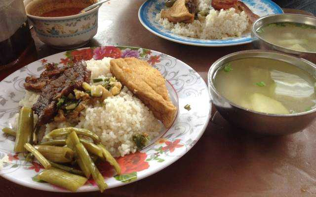 Quán Ăn Cơm Tấm, Cháo & Bún Thịt Nướng