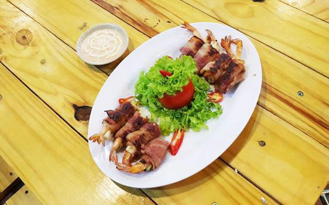 Quán Ăn Côn Trùng Dế Sữa Rec Rec