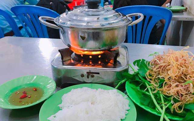 Quán Ăn Đặc Sản Bốn Mùa - Cơm & Lẩu Các Món
