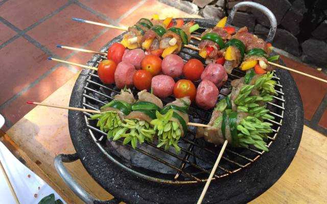 Quán Ăn Đất 'House - BBQ Restaurant