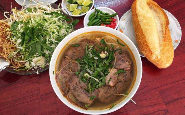 Quán Ăn Đạt Huế - Bún Bò Huế