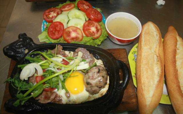 Quán Ăn Điểm Tâm - Bò Né & Bò Kho