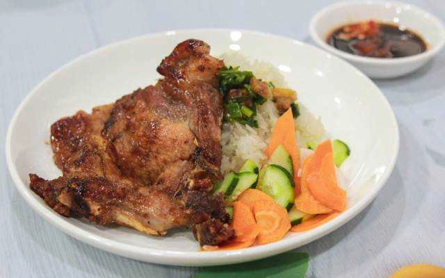 Quán Ăn Điểm Tâm Sáng 223 - Cơm Tấm & Bún Thịt Nướng