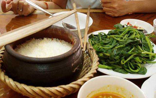 Quán Ăn Đức Tùng - Quán Cơm