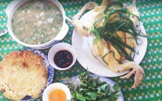 Quán Ăn Gà Chỉ Đông Ba