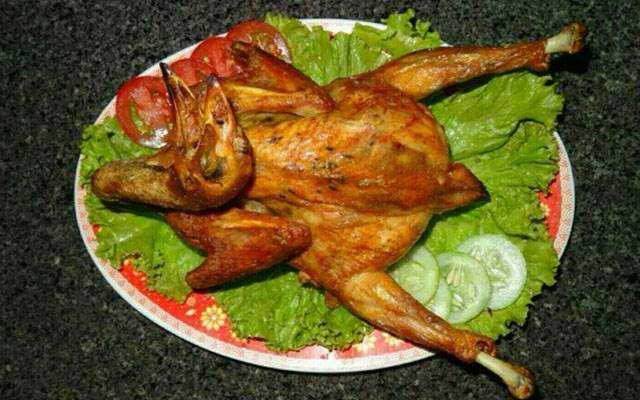 Quán Ăn Gà Chỉ Vườn Chuối