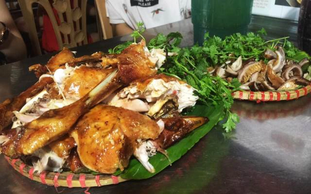 Quán Ăn Gà Nướng Lu & Các Món Ăn Dân Tộc