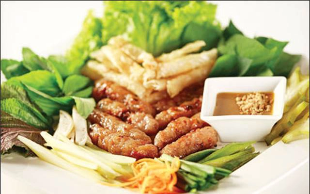 Quán Ăn Gánh Hàng Rong - Trần Phú