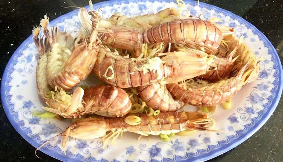Quán Ăn Hải Sản Long Duyên