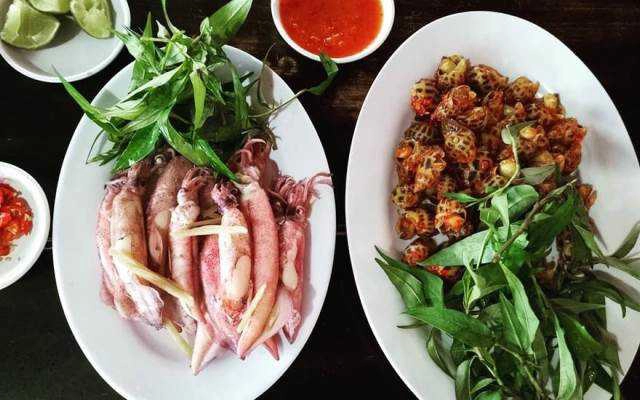 Quán Ăn Hải Sản Năm Loan - Trưng Trắc
