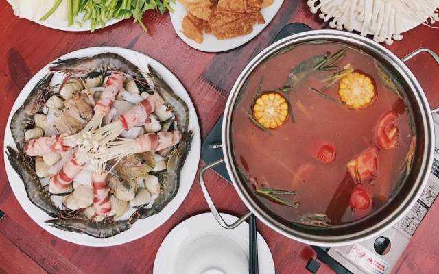 Quán Ăn Hải Sản Trung Kiên