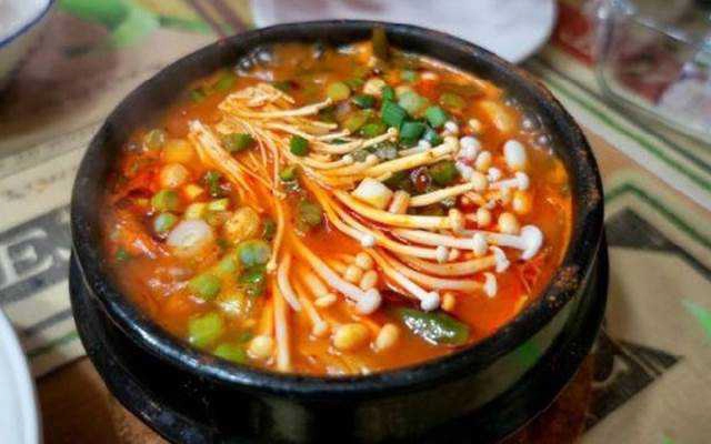 Quán Ăn Hàn Quốc - Lẩu Kim Chi & Nướng