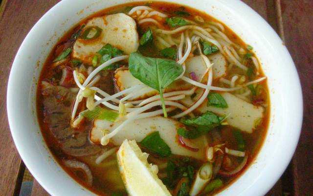 Quán Ăn Hoa Lợi - Bún & Bánh Mì