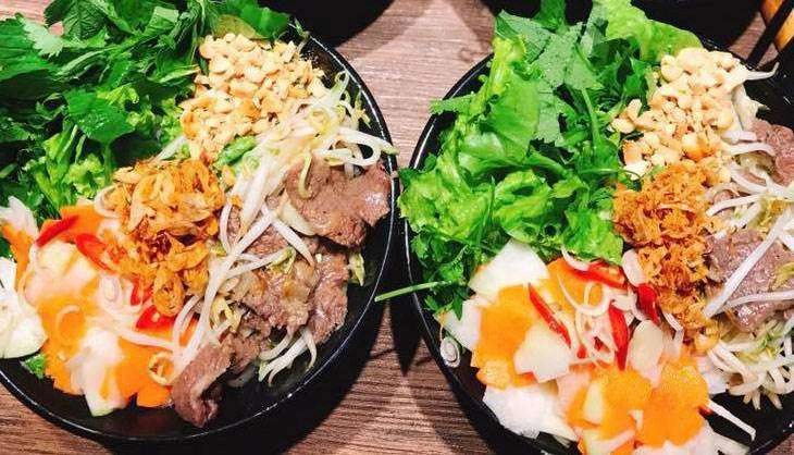 Quán Ăn Hoàng Huệ - Cơm Rang & Bún Bò Trộn