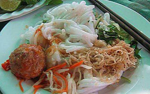 Quán Ăn Hoàng Yến - Bánh Tầm