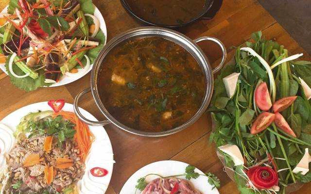 Quán Ăn Hồng Ngọc - Bia & Các Món Nhậu