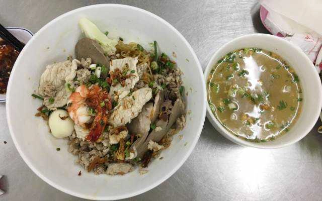 Quán Ăn Hồng Phúc - Hủ Tiếu Hương Lúa & Bánh Canh Hoa Lư