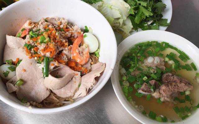 Quán Ăn Hủ Tiếu Bánh Cam