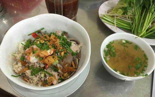 Quán Ăn Hủ Tiếu Bình Dân