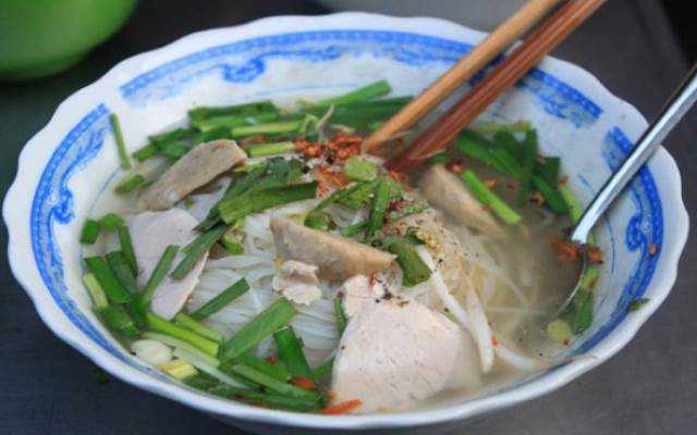 Quán Ăn Hủ Tiếu Bình Dân - Trần Quốc Toản