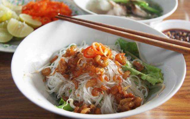 Quán Ăn Hủ Tiếu Chú Năm Hoà