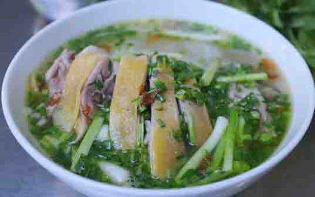 Quán Ăn Hủ Tiếu Gà Bà Năm - Đồng Khởi
