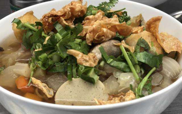 Quán Ăn Hủ Tiếu Mì, Bún Riêu & Mì Xào Chay