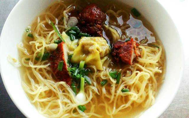 Quán Ăn Hủ Tiếu Mì & Hoành Thánh