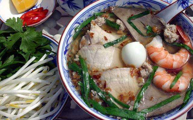 Quán Ăn Hủ Tiếu Quần Ký - Ngô Quyền