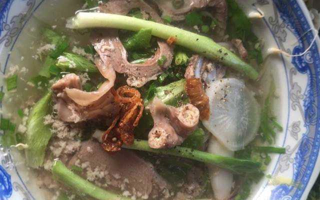 Quán Ăn Hủ Tiếu Thịt Bầm & Hải Sản