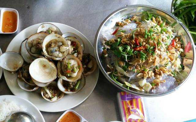 Quán Ăn Huệ Loan - Quán Đặc Sản Biển