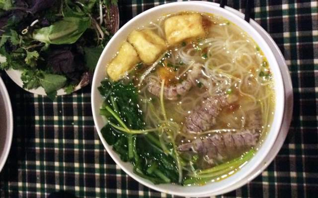 Quán Ăn Hùng Vân - Bún Cua Biển & Phở Ngàu Nằm