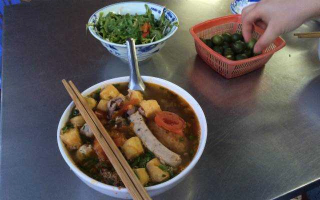 Quán Ăn Hương Quỳnh - Bún Đậu Riêu Cua