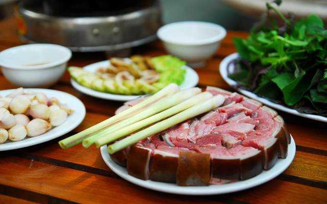 Quán Ăn Hương Sơn Quán - Dê 22 Món