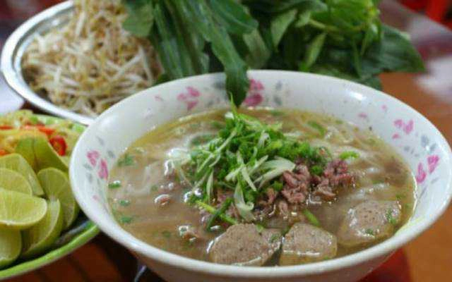 Quán Ăn Hữu Nghị - Quán Phở