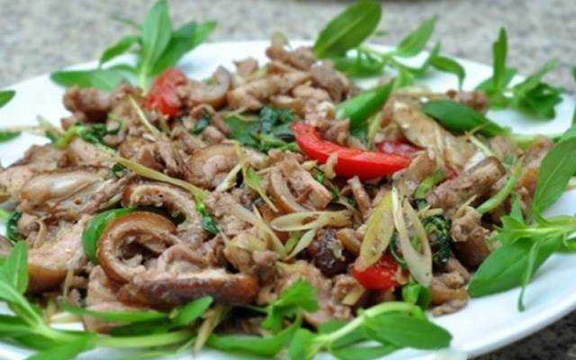 Quán Ăn Huynh Đệ Quán